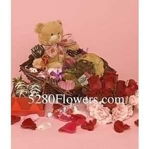 Rose heart, with Chocolate Basket and a Bear