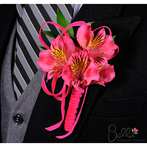 Alstro party Boutonniere