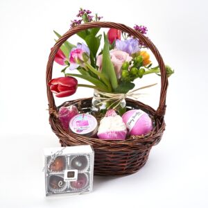 Colorado made Berry Smoothie Bath set with a market arrangement and Chocolate