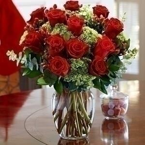 Red Roses and Hydrangea fair trade roses